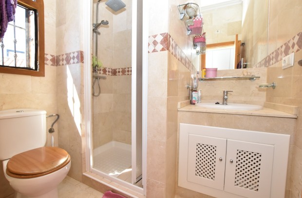 Revente - Villa Detached - Algorfa - La Finca Golf Resort