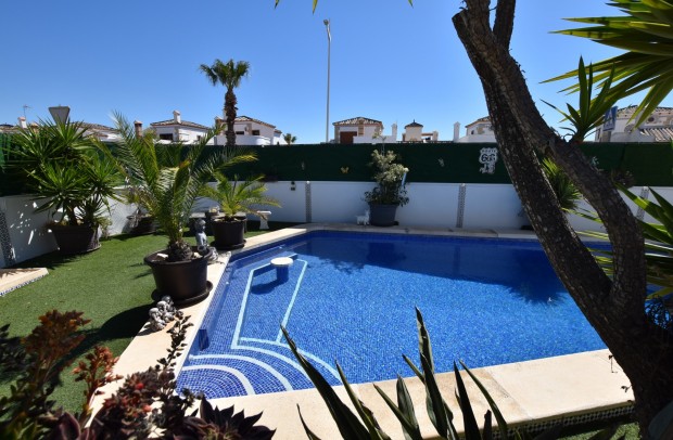 Revente - Villa Detached - Algorfa - La Finca Golf Resort