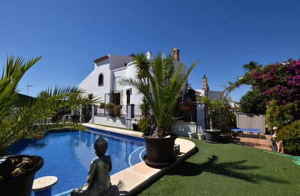 Revente - Villa Detached - Algorfa - La Finca Golf Resort