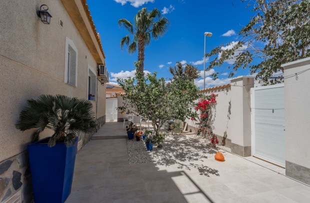 Revente - Villa Detached - Ciudad Quesada - La Marquesa Golf