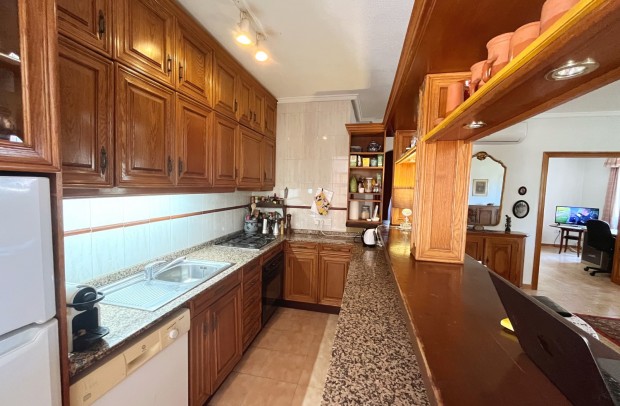 Resale - Villa Detached - Ciudad Quesada