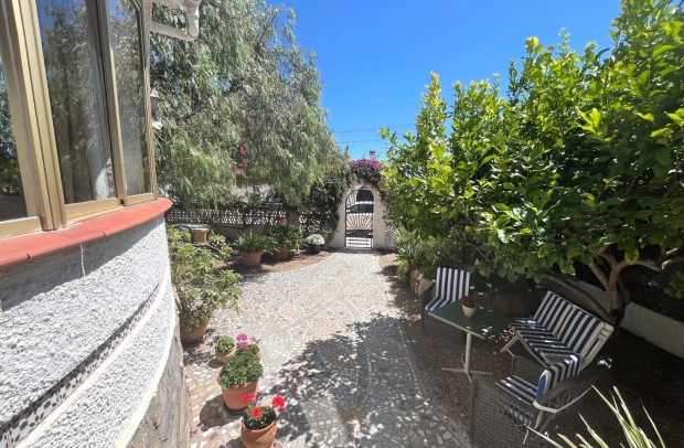 Resale - Villa Detached - Ciudad Quesada
