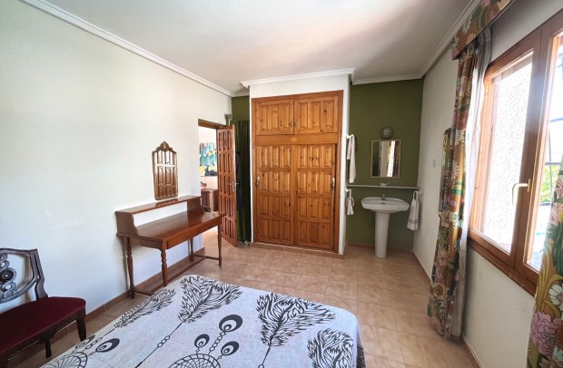 Resale - Villa Detached - Ciudad Quesada