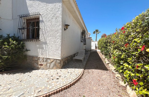Resale - Villa Detached - Ciudad Quesada
