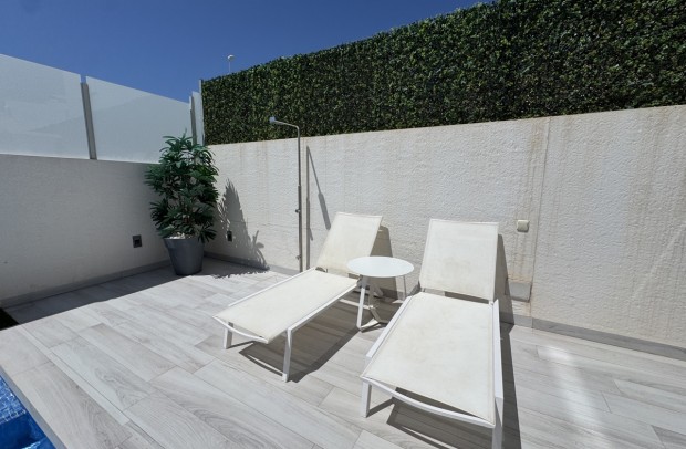 Resale - Villa Detached - Lomas De Cabo Roig