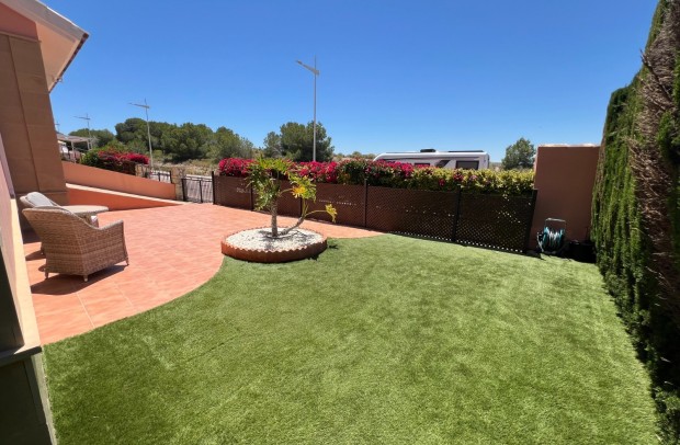 Revente - Villa Detached - Algorfa - La Finca Golf Resort
