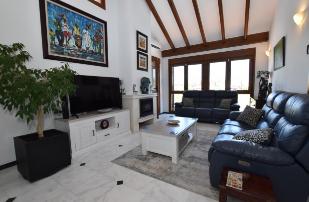 Revente - Villa Detached - Algorfa - La Finca Golf Resort
