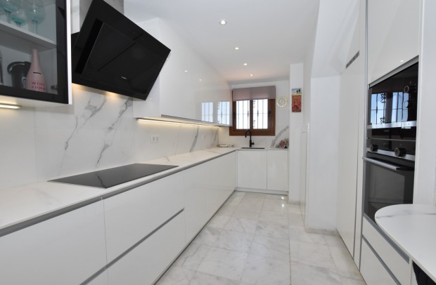 Revente - Villa Detached - Algorfa - La Finca Golf Resort