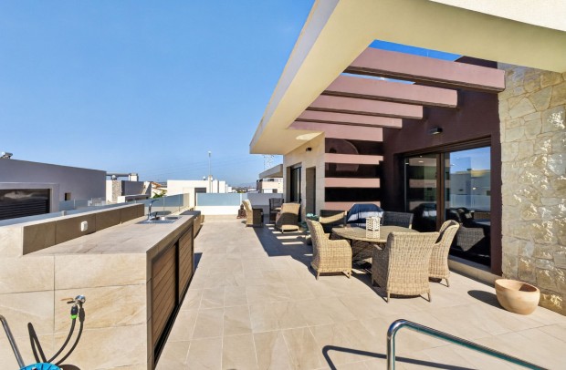 Resale - Villa Detached - Ciudad Quesada - Alicante