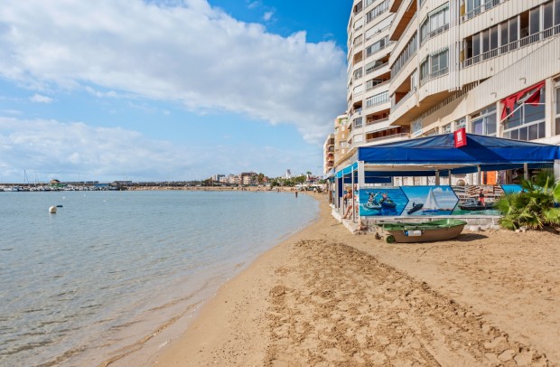 Revente - Apartment - Torrevieja - Playa del Acequion