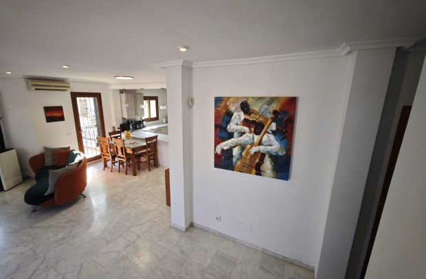 Resale - Villa Detached - Algorfa - La Finca Golf Resort