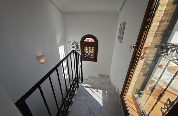 Resale - Villa Detached - Algorfa - La Finca Golf Resort