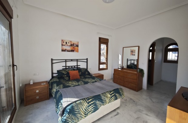 Resale - Villa Detached - Algorfa - La Finca Golf Resort