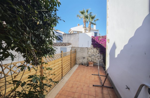 Resale - Villa Detached - Algorfa - La Finca Golf Resort