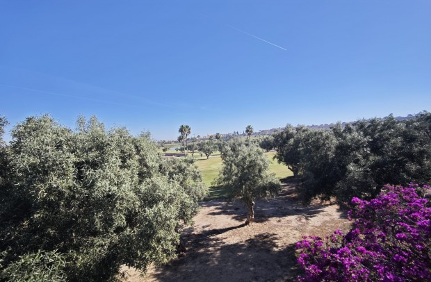 Resale - Villa Detached - Algorfa - La Finca Golf Resort