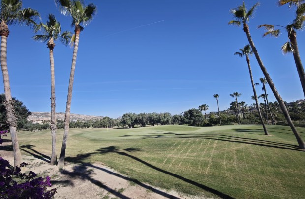Resale - Villa Detached - Algorfa - La Finca Golf Resort