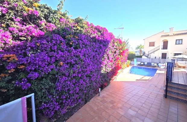 Resale - Villa Detached - Algorfa - La Finca Golf Resort