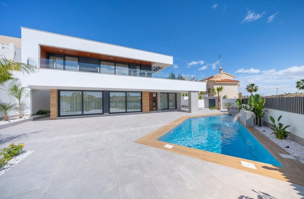 Resale - Villa Detached - Ciudad Quesada - La Marquesa Golf