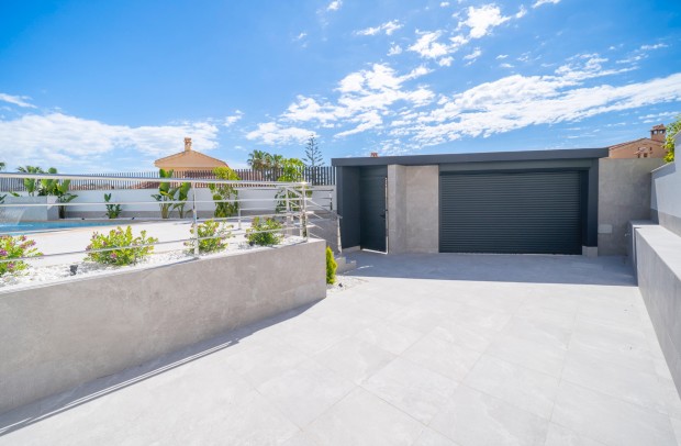 Resale - Villa Detached - Ciudad Quesada - La Marquesa Golf