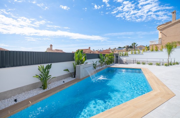 Resale - Villa Detached - Ciudad Quesada - La Marquesa Golf