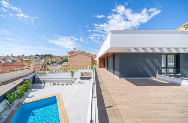Resale - Villa Detached - Ciudad Quesada - La Marquesa Golf