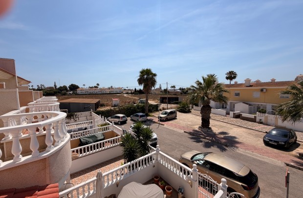 Resale - Townhouse - Ciudad Quesada - Doña pepa