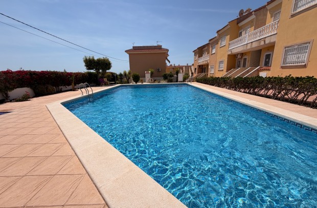 Resale - Townhouse - Ciudad Quesada - Doña pepa