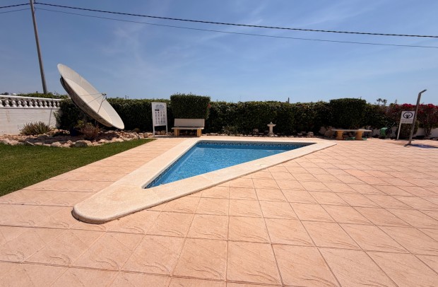 Resale - Townhouse - Ciudad Quesada - Doña pepa
