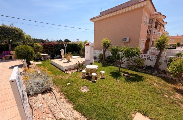 Resale - Townhouse - Ciudad Quesada - Doña pepa