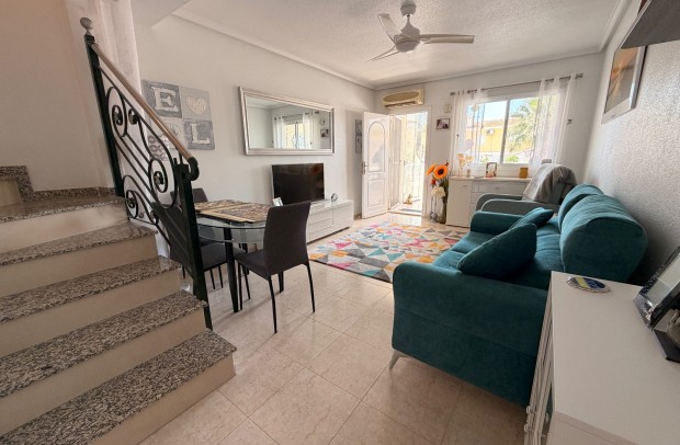 Resale - Townhouse - Ciudad Quesada - Doña pepa