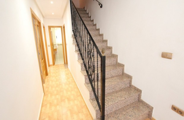 Resale - Townhouse - Los Palacios