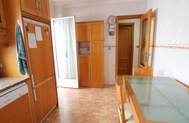 Resale - Townhouse - Los Palacios
