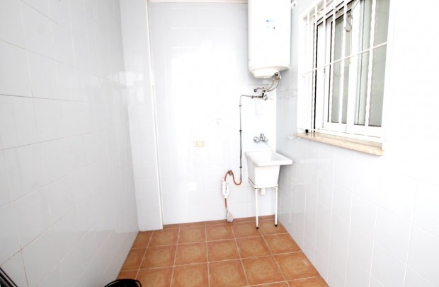 Resale - Townhouse - Los Palacios