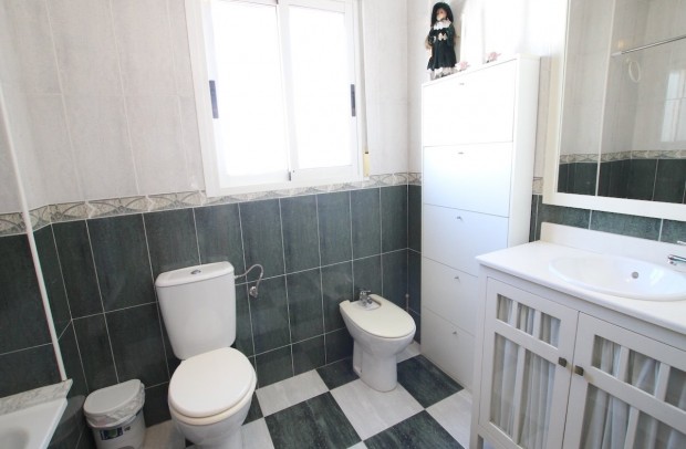 Resale - Townhouse - Los Palacios