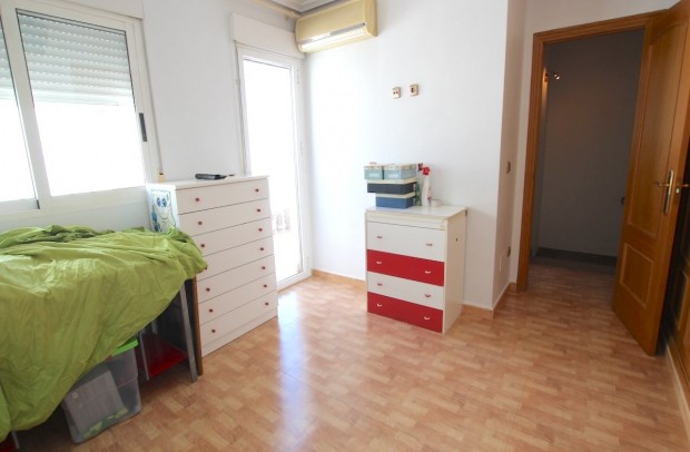 Resale - Townhouse - Los Palacios