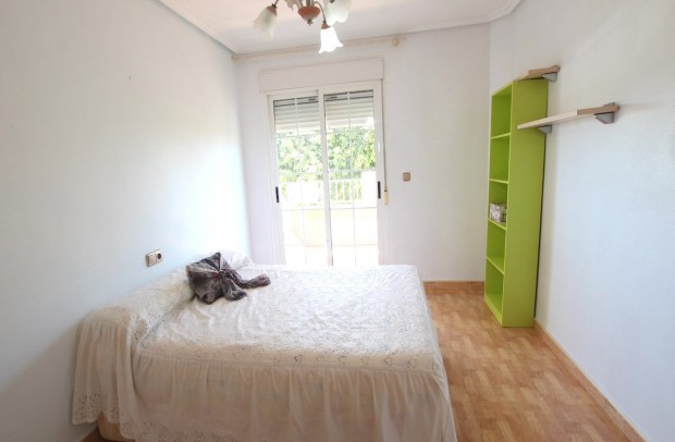 Resale - Townhouse - Los Palacios