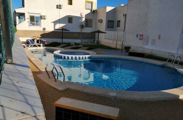 Reventa - Apartment - Jacarilla