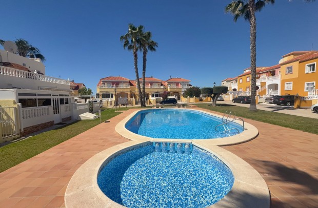 Resale - Semi-Detached - Cabo Roig