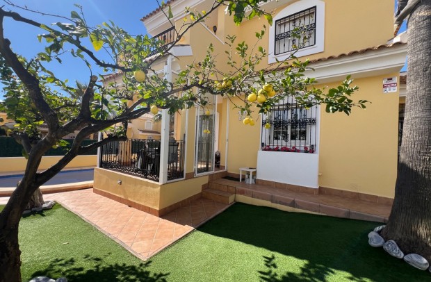 Resale - Villa Detached - Orihuela Costa - Los Dolses