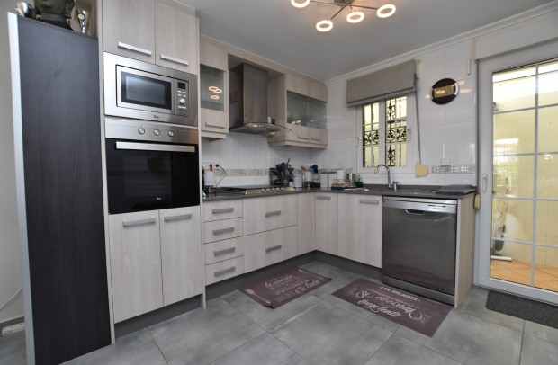 Resale - Villa Detached - Orihuela Costa - Los Dolses
