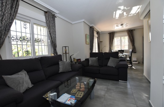 Resale - Villa Detached - Orihuela Costa - Los Dolses