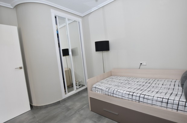 Resale - Villa Detached - Orihuela Costa - Los Dolses