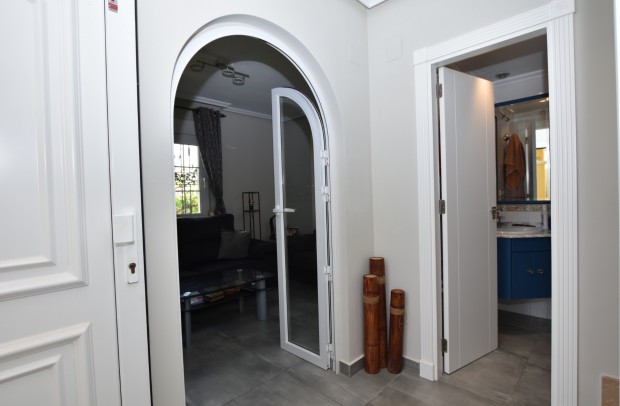 Resale - Villa Detached - Orihuela Costa - Los Dolses