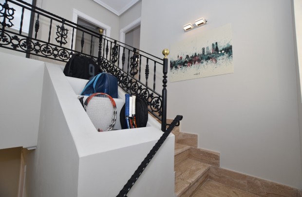 Resale - Villa Detached - Orihuela Costa - Los Dolses