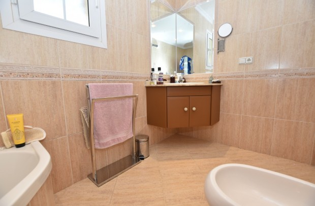 Resale - Villa Detached - Orihuela Costa - Los Dolses