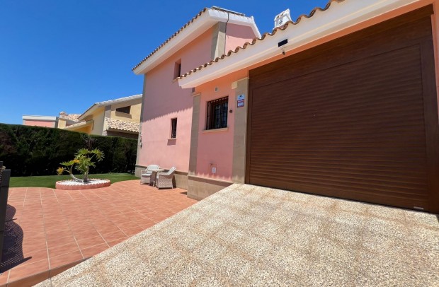 Revente - Villa Detached - Algorfa - La Finca Golf Resort