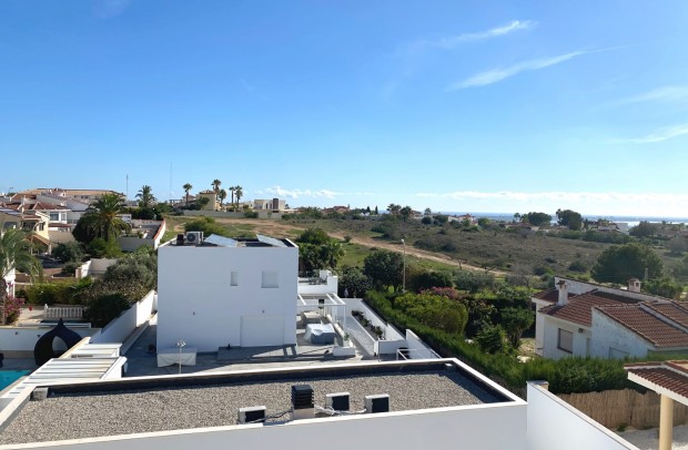 Revente - Villa Detached - Ciudad Quesada