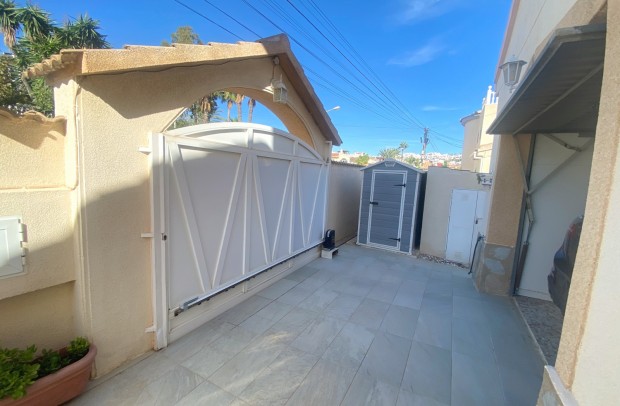 Revente - Villa Detached - Ciudad Quesada