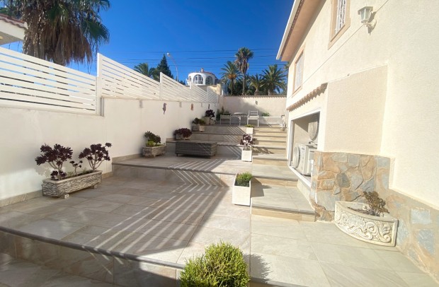 Revente - Villa Detached - Ciudad Quesada