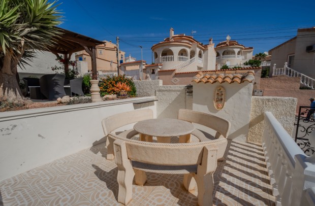 Revente - Villa Detached - Ciudad Quesada